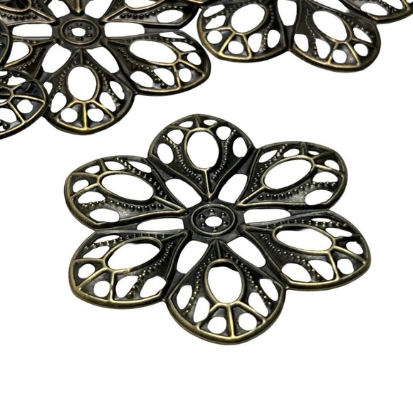 10 Large Filigree Openwork Flower Pendant Finding Stamping Antique Brass Tone - Picture 2 of 7